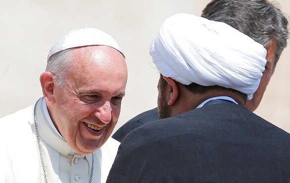 Pope meets with Iranian official amid Palestinian attacks on Israel
