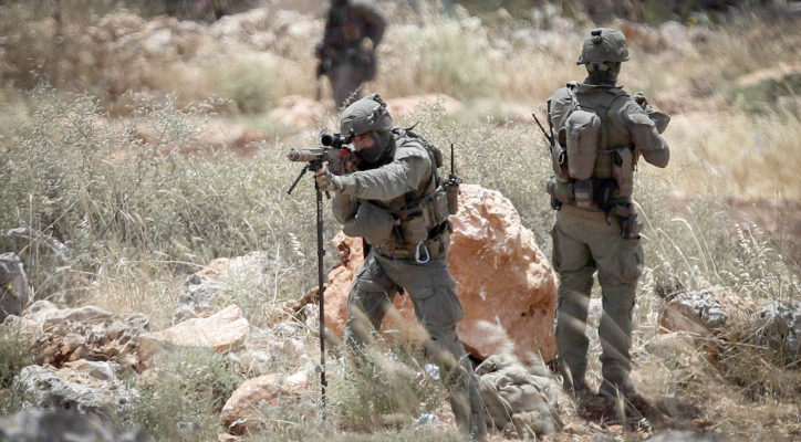 Palestinian terrorist fires at IDF outpost in Samaria
