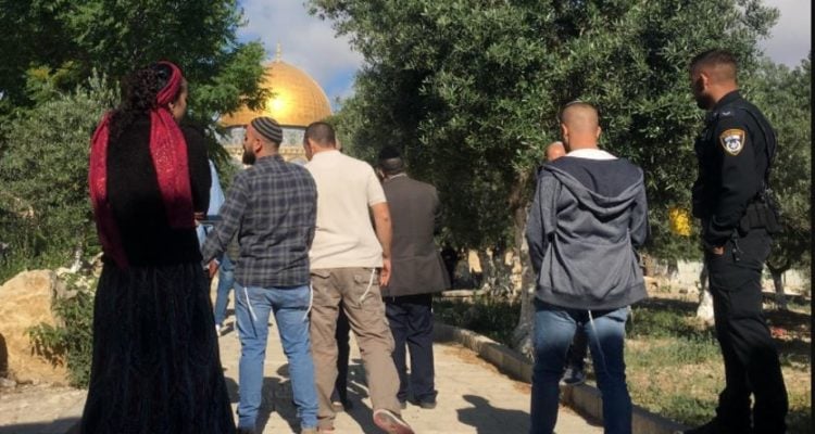 Jews allowed on Temple Mount for first time in three weeks
