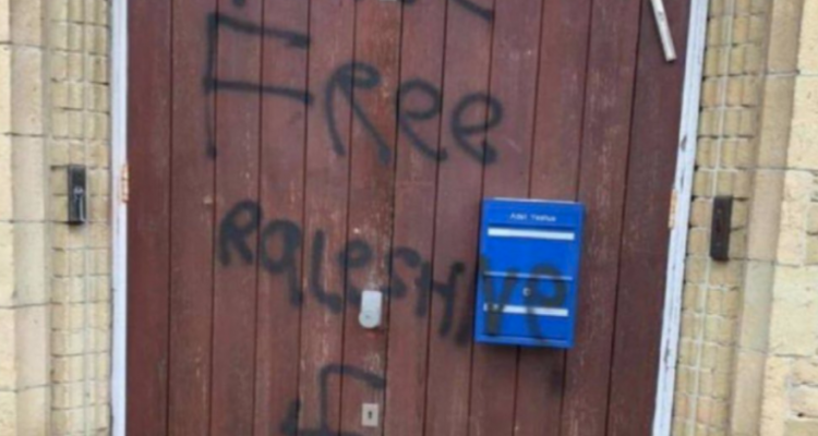 ‘Free Palestine,’ swastika sprayed on door of UK synagogue
