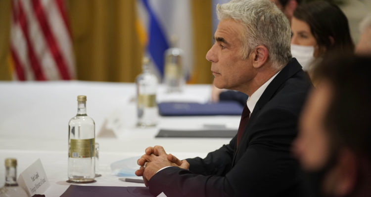 Iran tops agenda for Blinken, Lapid meeting as nuclear talks said to resume soon
