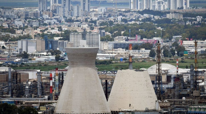 Israel to close Haifa industrial zone, citing environmental factors