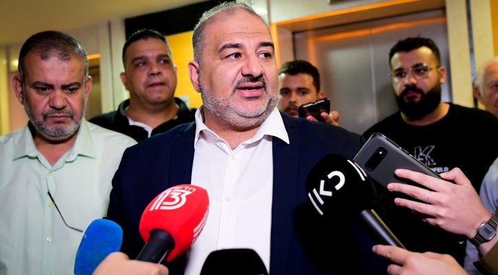 Arab party leader in new gov’t: We are Palestinians, support Al-Aqsa, guard the mosque