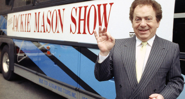 Jackie Mason, Jewish comic who perfected amused outrage, dies at 93