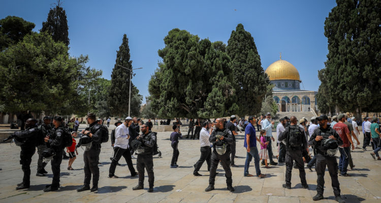 Female Jewish Temple Mount activist wrongly strip-searched, harassed by police