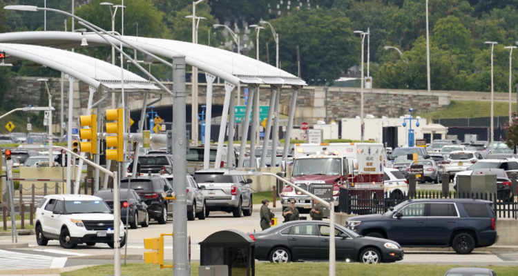 Multiple injuries as gunshots fired at Pentagon transit stop