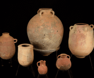 Reconstructed pottery from the City of David excavations of the 8th century BCE earthquake mentioned in the Bible (Israel Antiquities Authority)