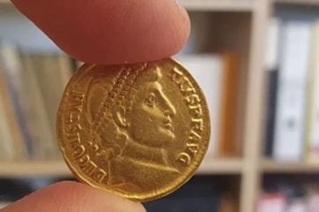 Looted gold coin