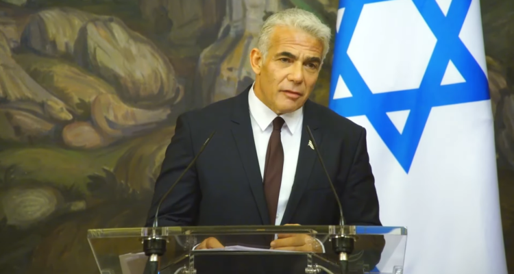 ‘We owe you’, Lapid tells Russian FM, but says Israel will defend itself against Iran, Syria