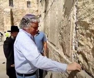 prayer for DeSantis wife at western wall