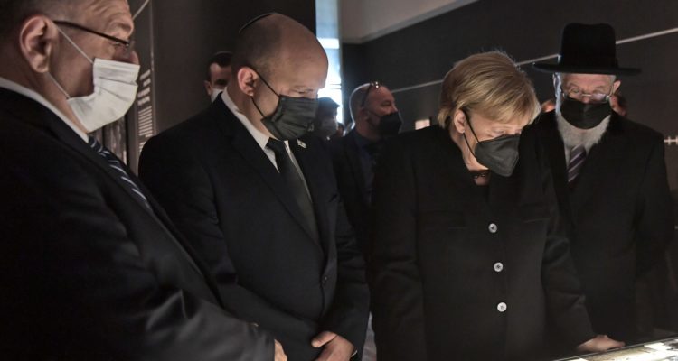 German Chancellor at Holocaust memorial: ‘Fighting antisemitism is a German obligation’
