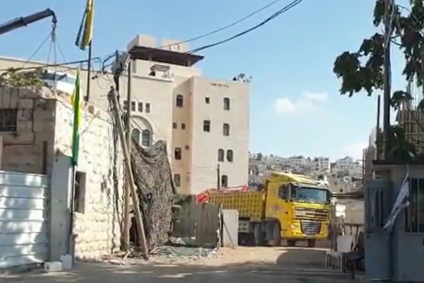 Israelis start building new Jewish section in Hebron