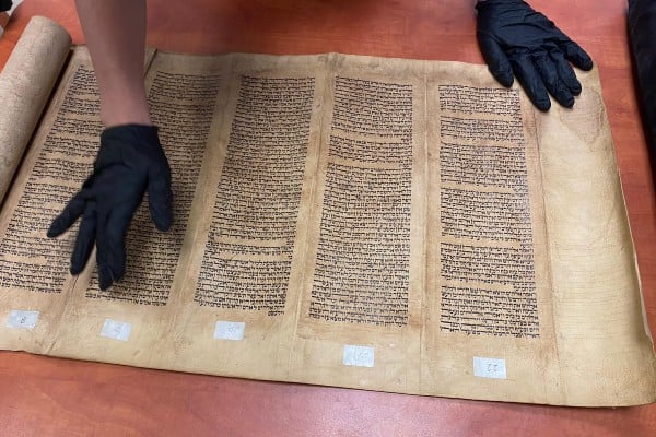 Police arrest 4 Arabs in possession of stolen centuries-old Torah scroll