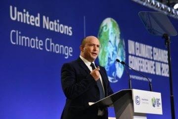 Prime Minister Naftali Bennett in Glasgow for the UN Climate Change Conference (Credit: Government Press Office)