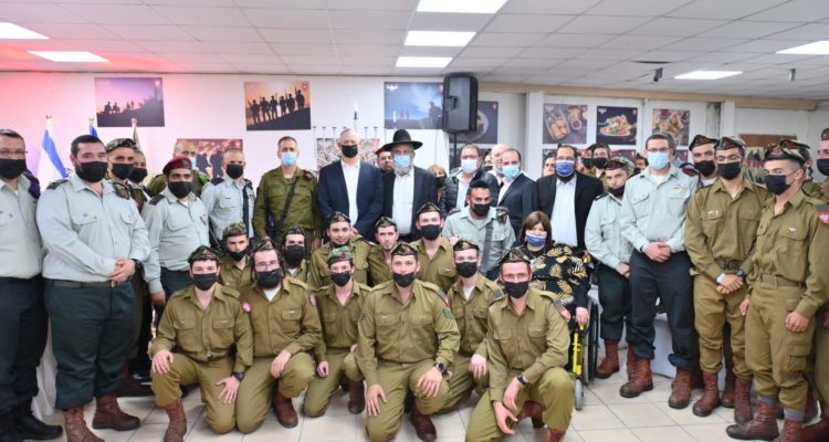 Ultra-Orthodox IDF unit lights Chanukah candles with Chief of Staff