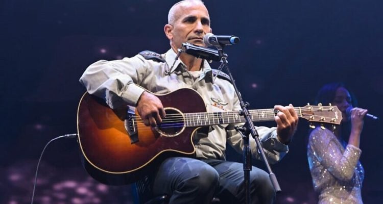 IDF rescue team leader plays ‘Hallelujah’ tribute to Surfside victims