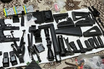 illegal weapons seized by police.v1