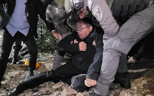 ‘Police have crossed every possible line’: MK faints during violent clash with officers in Sheikh Jarrah