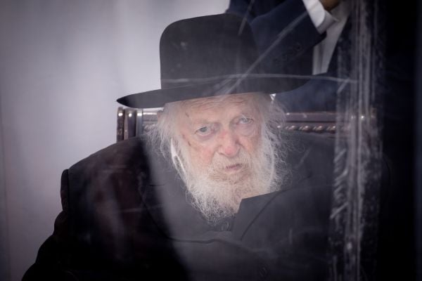 1 million expected to attend funeral of leading Torah scholar; concerns raised of potential disaster