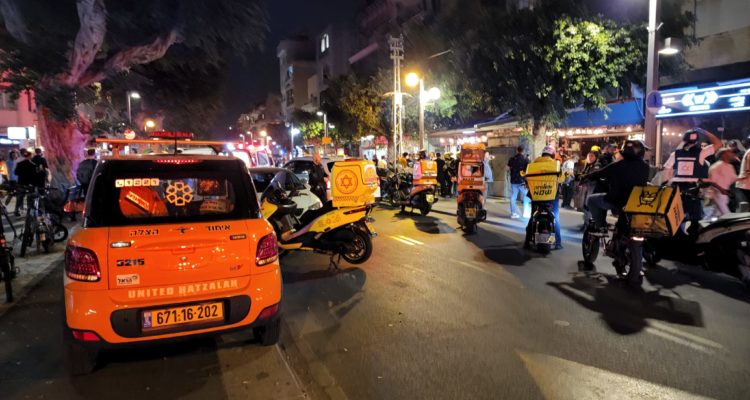 Terror in Tel Aviv – 2 dead, several critically wounded; terrorist on the loose