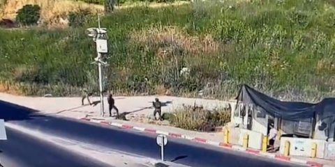 Samaria attempted stabbing IDF May 17, 2022