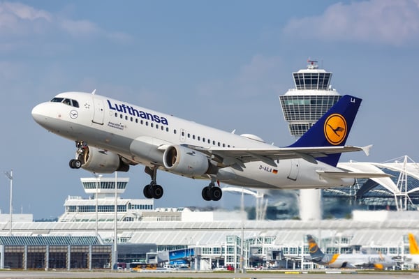 Lufthansa apologizes for blocking Jews from boarding flight, denies antisemitism