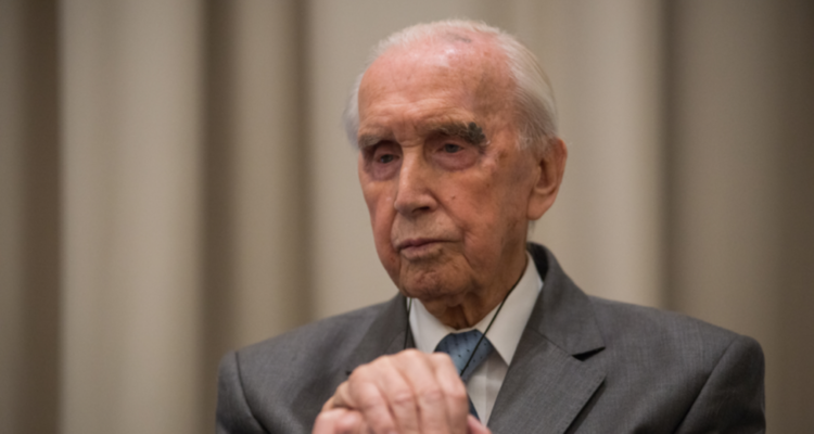 Polish man who rescued Jews during the Holocaust dies at 102