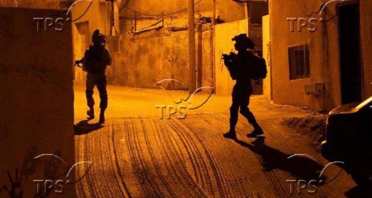 IDF shoots 2 terrorists, captures 13 in Samaria anti-terror operations