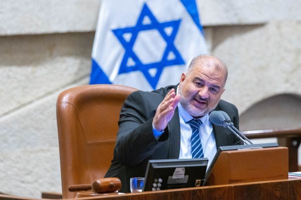 Arab MK under fire from Arab colleagues for requesting permission to visit Temple Mount