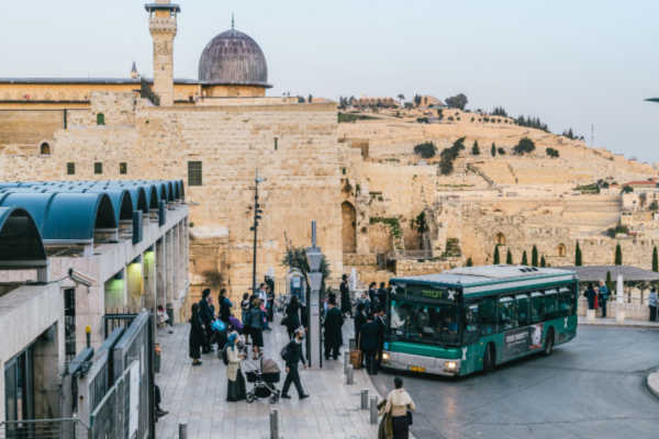 Israel offering free public transportation to people over 75