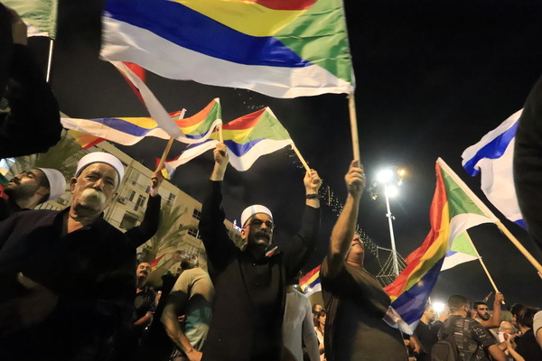 Israel’s Druze aid their brothers in war-torn Syria with cash and gold