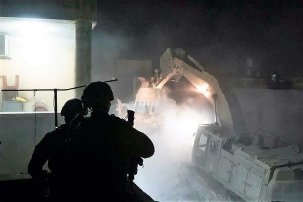 IDF demolishes home of 2 terrorists who murdered Israeli guard in Samaria
