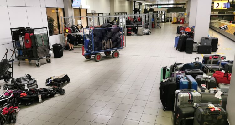 Airport chaos: Israel returns 1,300 missing suitcases
