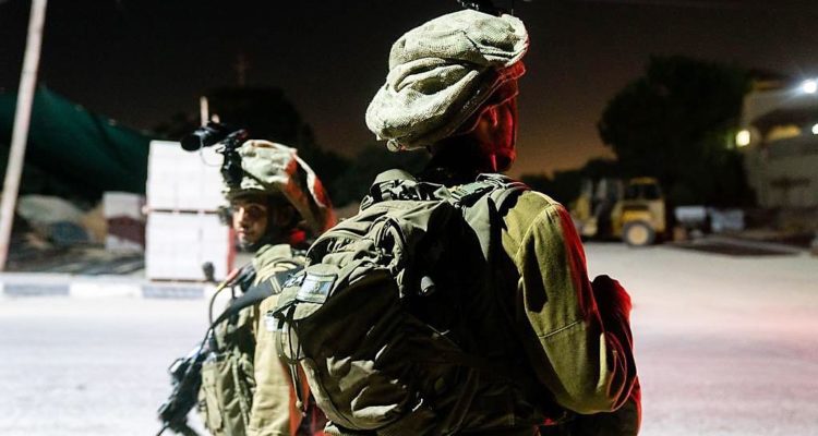 IDF soldier injured during arrest of terrorists in Samaria