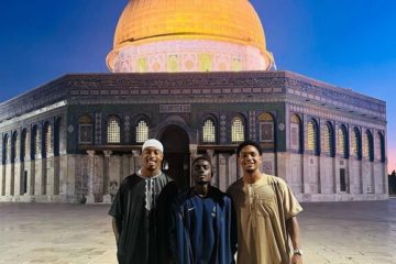 PSG soccer players visit Dome of the Rock