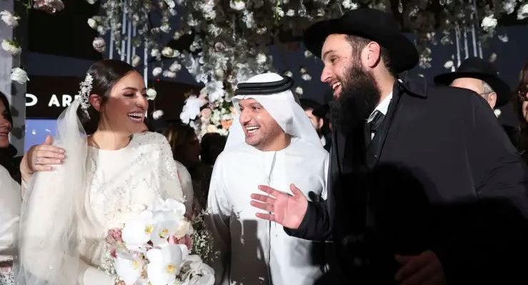 UAE’s chief rabbi marries in Gulf’s largest Jewish event, Emirati royalty attends