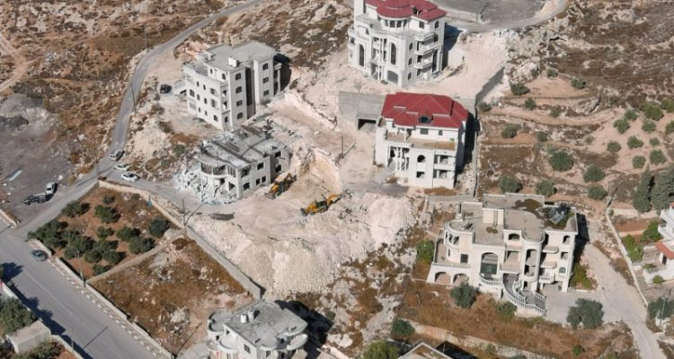 Report: Massive increase in illegal Arab construction in Judea and Samaria