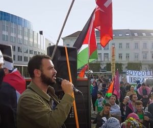 Mohammed Khatib speaks at the March for Return and Liberation in Brussels