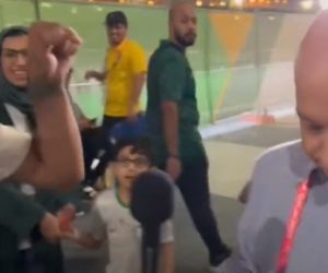 Saudi fan tells Kan 11 Israeli reporter Moav Vardi he's not welcome at the FIFA World Cup in Qatar.
