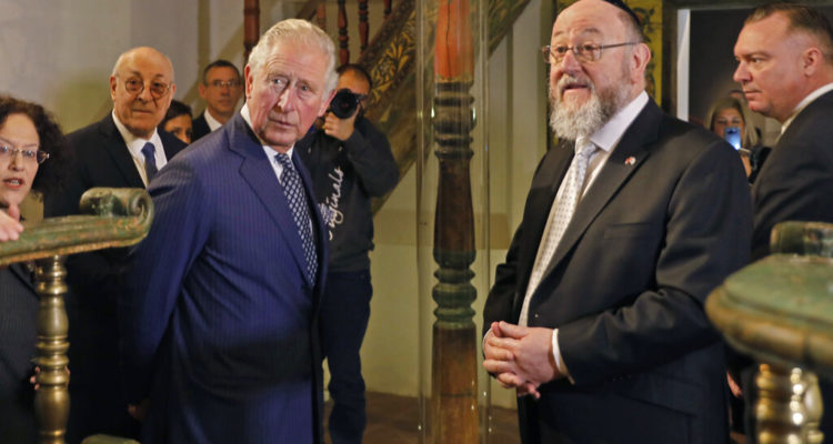 ‘Enormously honored’: UK chief rabbi knighted by King Charles III