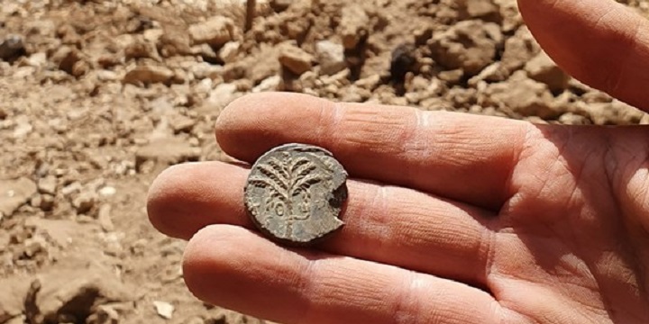 Archeologists find ancient Hebrew coin dated to Jewish rebellion against Rome: ‘year two of the freedom of Israel’
