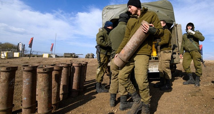 US transfers weapons to Ukraine from Israel