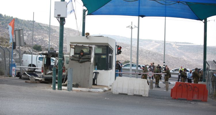 Infiltration thwarted: 30 Palestinians busted hiding in bus trunk at checkpoint