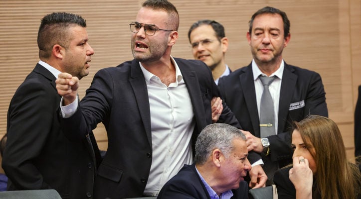 Chaos in Knesset meeting on judicial reform, MKs ejected