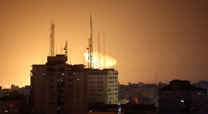 IDF bombs Hamas positions after Gaza terrorists fire rockets at Israeli towns