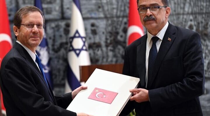 Turkish ambassador assumes post in Israel for first time since renewal of ties