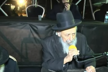 Rabbi Shimon Baadani, Shas spiritual leader and co-founder, dies at 97 on January 11, 2023 (photo credit: Youtube screengrab)