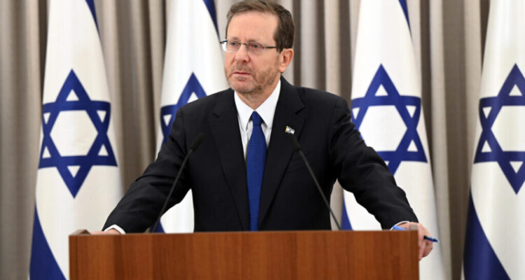Religious Zionism Party calls to bar Herzog from mediating negotiations
