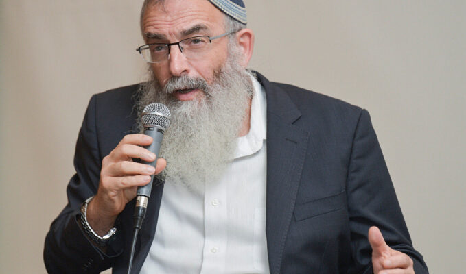 Israeli rabbi calls for day of fasting and prayer amid rift over judicial reform