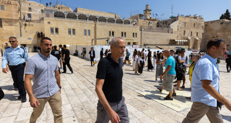 Jerusalem Arab-Israeli gets minor sentence for 3rd attack on ultra-Orthodox men